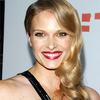 8804_vinessa-shaw